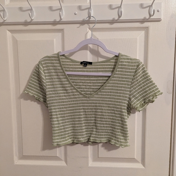 5/$20🩵 Ambiance Girl's Half Shirt - Picture 7 of 7
